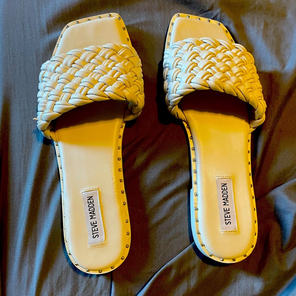 Brand new Steve Madden slides